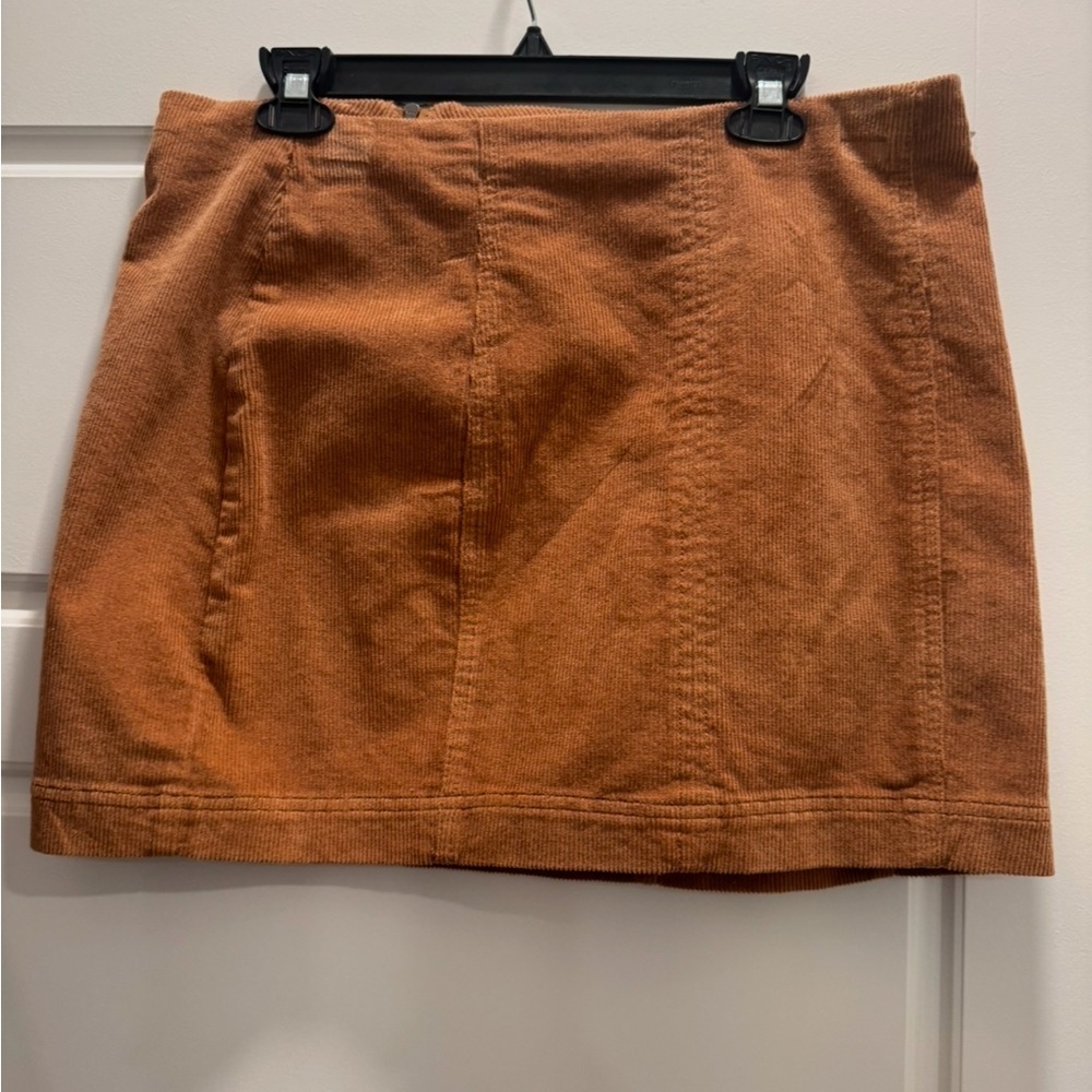 Women’s skirt